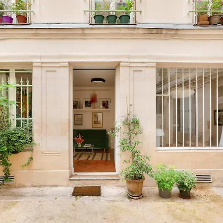 Bright Apartment In The 10Arr. - 4 People-2